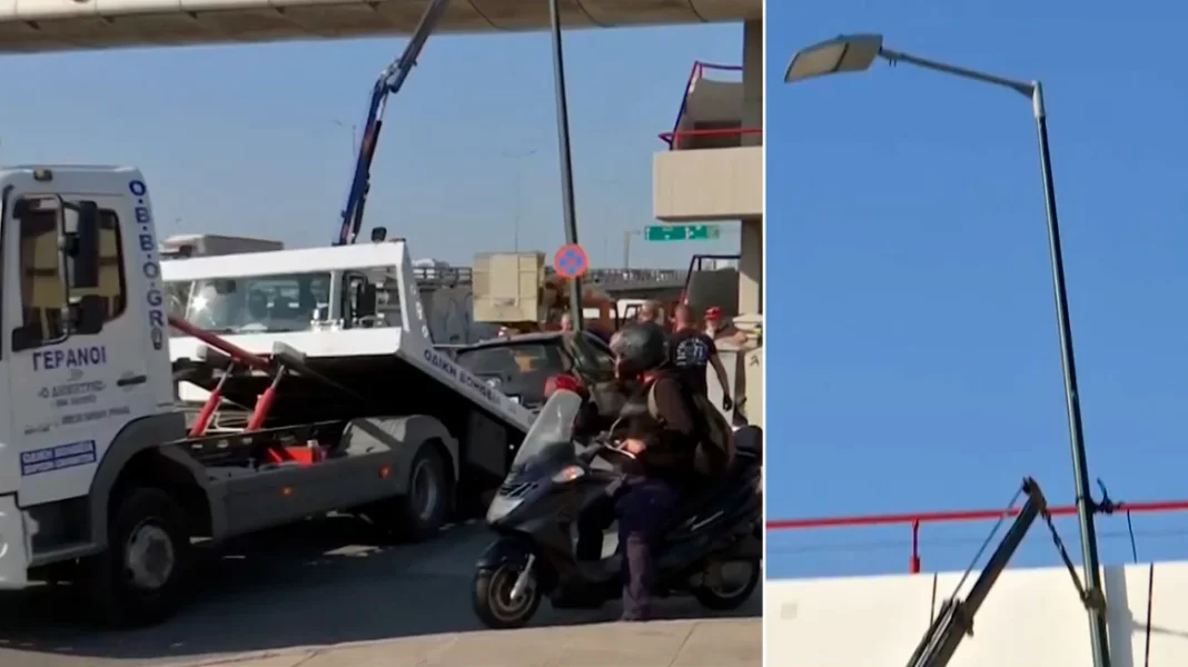 Αυτοκίνητο προσέκρουσε σε κολώνα φωτισμού