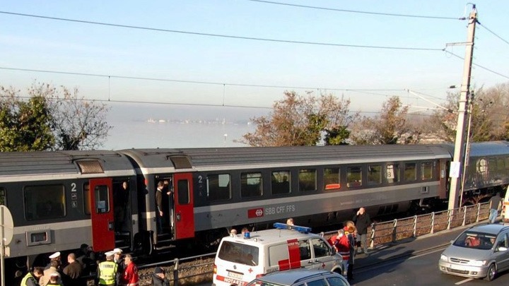 200 επιβάτες τρένου απομακρύνθηκαν εσπευσμένα εξαιτίας πυρκαγιάς