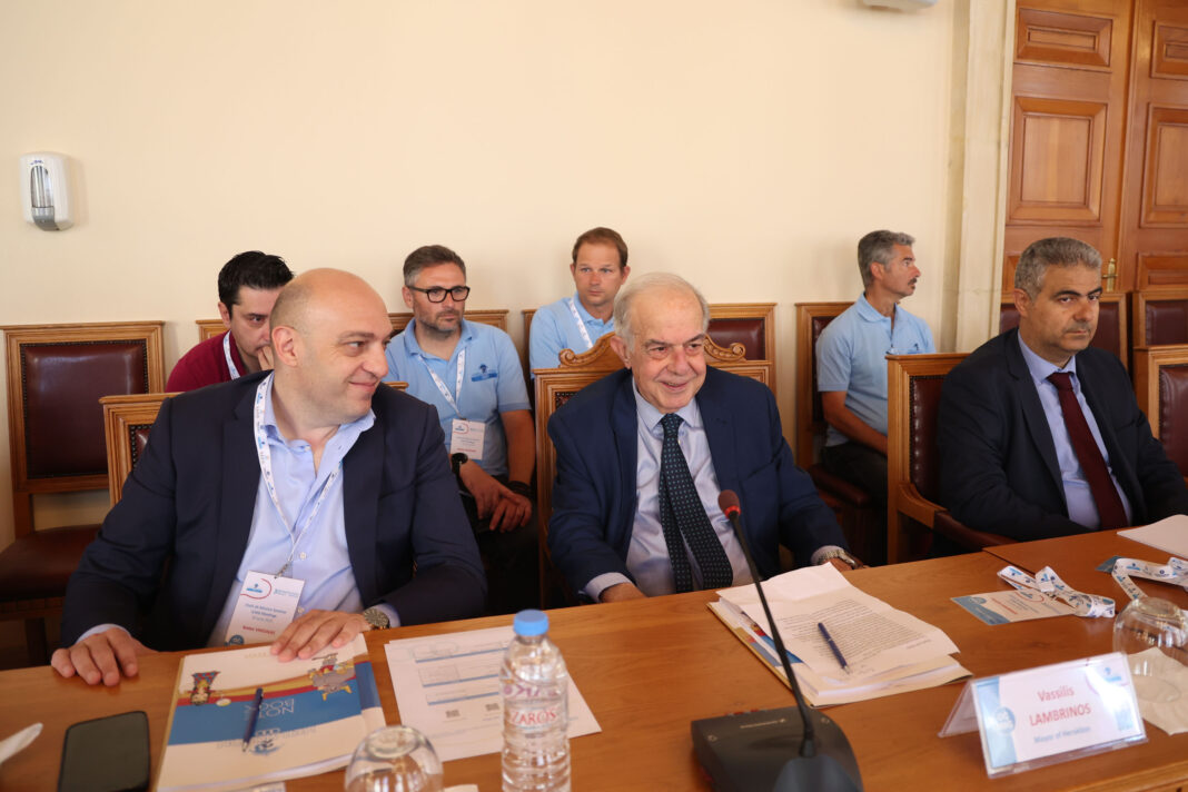Ο Δήμαρχος Ηρακλείου Βασίλης Λαμπρινός στη συνάντηση των επιτροπών για τους Παράκτιους Μεσογειακούς Αγώνες