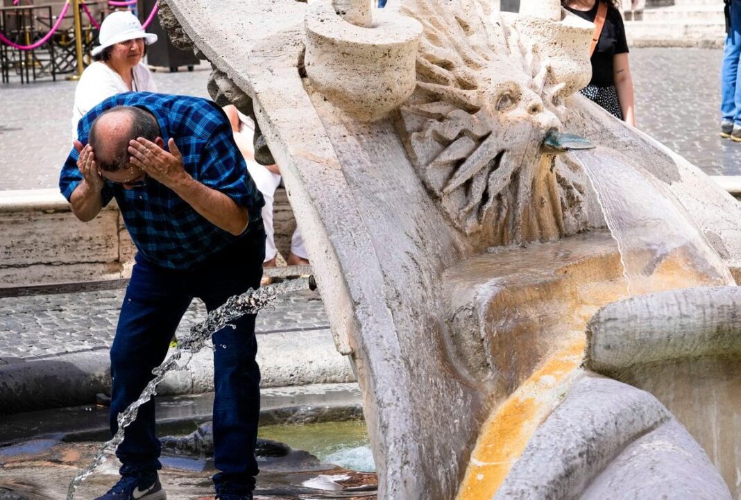 Ο πλανήτης προσπαθεί να πάρει ανάσα: Λίγο μετά τον «Κέρβερο» έρχεται ο «Χάροντας» στην Ιταλία