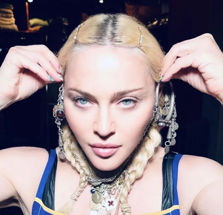 Η Madonna στους δρόμους της Νέας Υόρκης για πρώτη φορά μετά τη νοσηλεία της