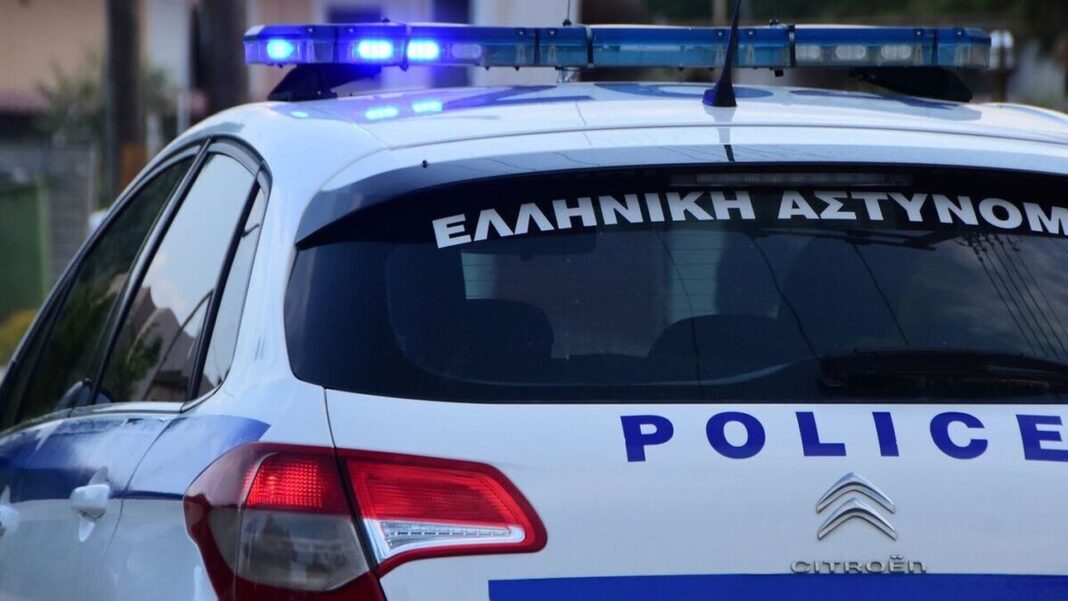 Προσπάθησε να ξεφύγει από τους αστυνομικούς και προκάλεσε τροχαίο