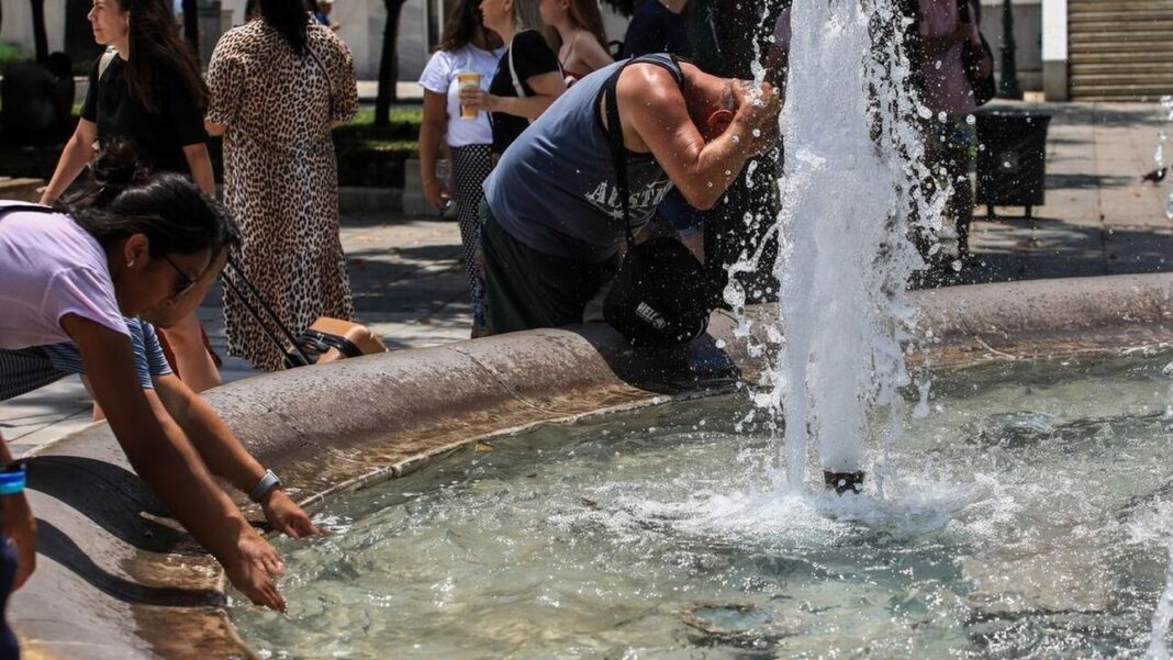 Συναγερμός στη νότια Ευρώπη για τον καύσωνα «Κέρβερο» – Η θερμοκρασία θα ξεπεράσει τους 48 βαθμούς