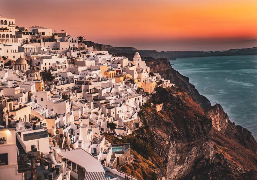 Κοινωνικός Τουρισμός ΔΥΠΑ: «Πήραν φωτιά» τα vouchers, τα sos για διαμονή και εισιτήρια