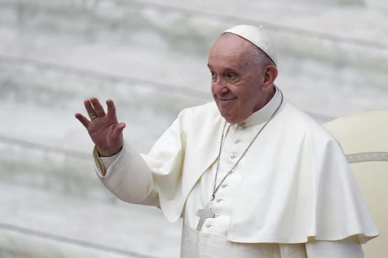 Ο Πάπας Φραγκίσκος κάλεσε τη Ρωσία να επιστρέψει στη συμφωνία για τα σιτηρά