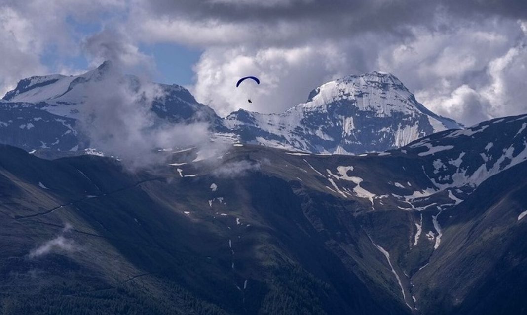 Βρέθηκαν σε παγετώνα της Ελβετίας τα λείψανα Γερμανού ορειβάτη που είχε εξαφανιστεί το 1986