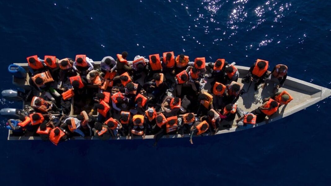 Νέο ναυάγιο με μετανάστες – Νεκρός και αγνοούμενοι