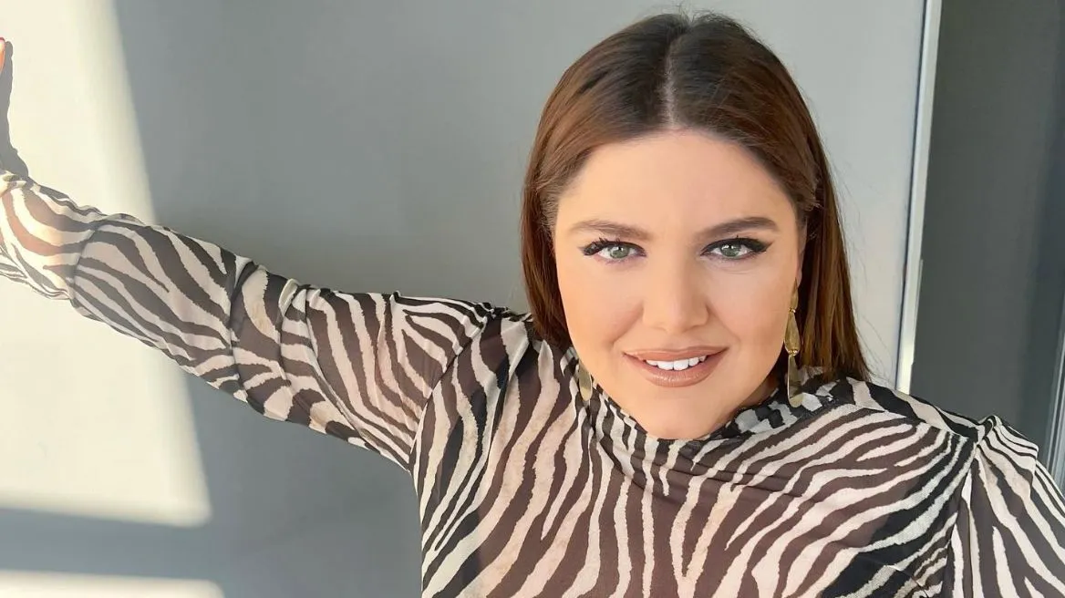 Δανάη Μπάρκα: «Ένα πρώην αγόρι μου σε διακοπές, γνώρισε την παρέα μου σε παραλία γυμνιστών»