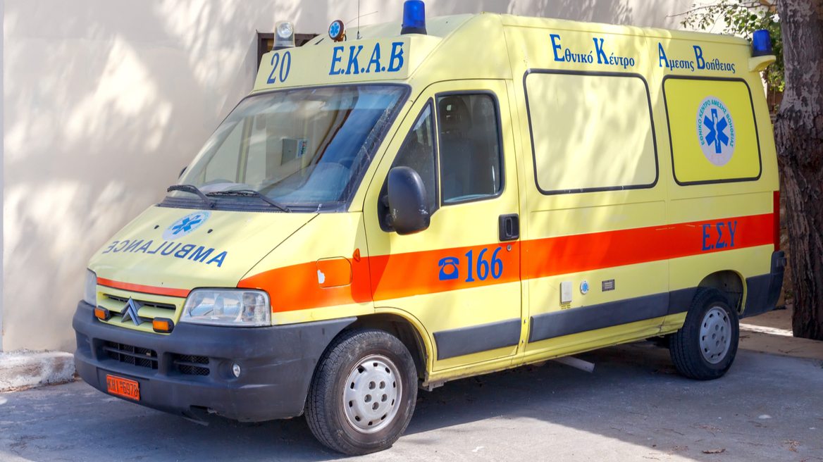 Σύγκρουση φορτηγού με δίκυκλο- Ένας σοβαρά τραυματίας