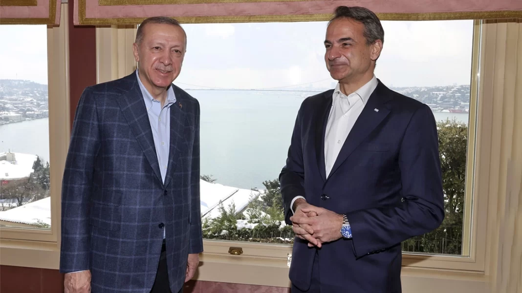 «Παράθυρο ευκαιρίας» για επανεκκίνηση του ελληνοτουρκικού διαλόγου στο ραντεβού Μητσοτάκη – Ερντογάν