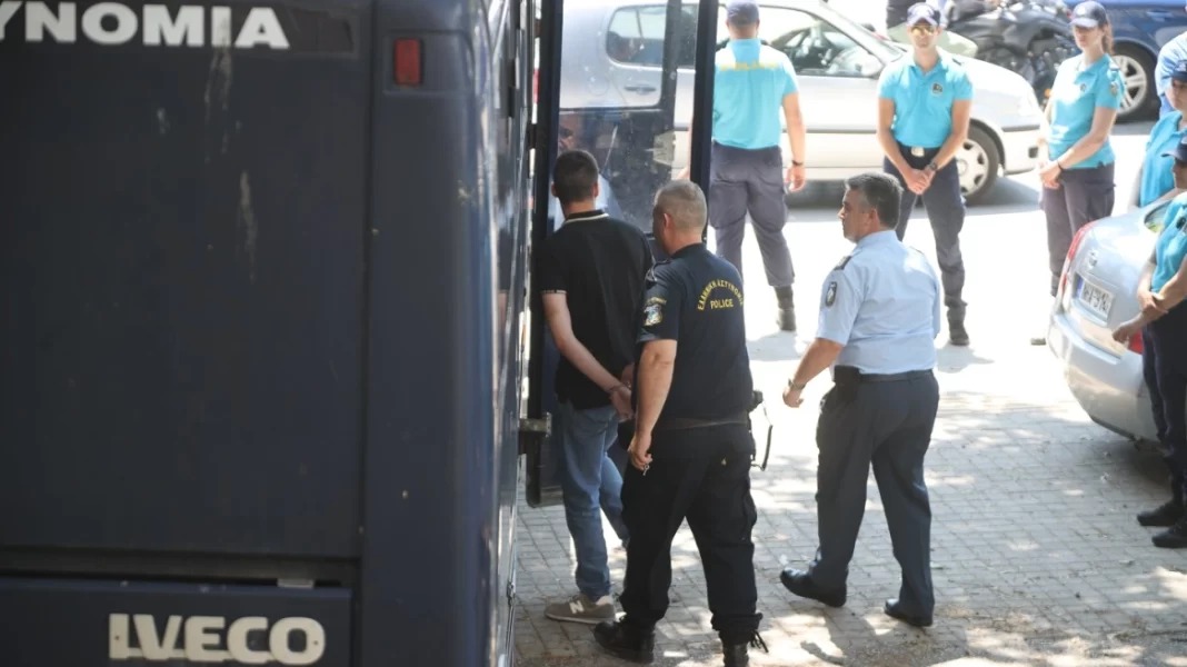 Άλκης Καμπανός: Αντιμέτωποι με ισόβια οι «12» αν δεν αναγνωριστούν ελαφρυντικά