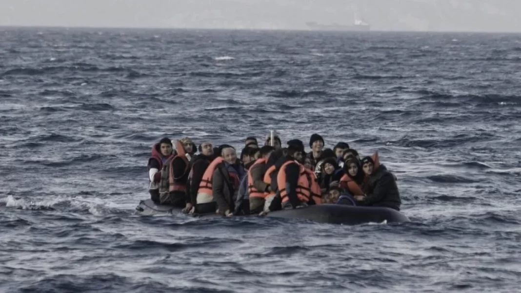 Στο Ρέθυμνο οι 47 μετανάστες ανάμεσα τους και τρεις διακινητές