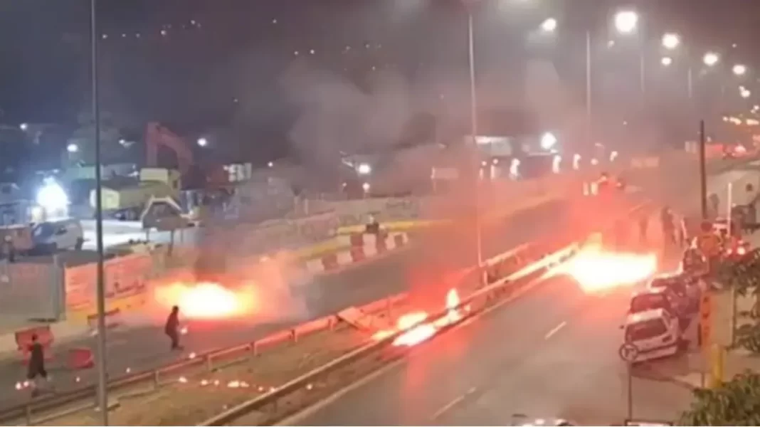 Αφέθηκαν ελεύθεροι οι 7 προσαχθέντες για τα άγρια επεισόδια με μολότοφ