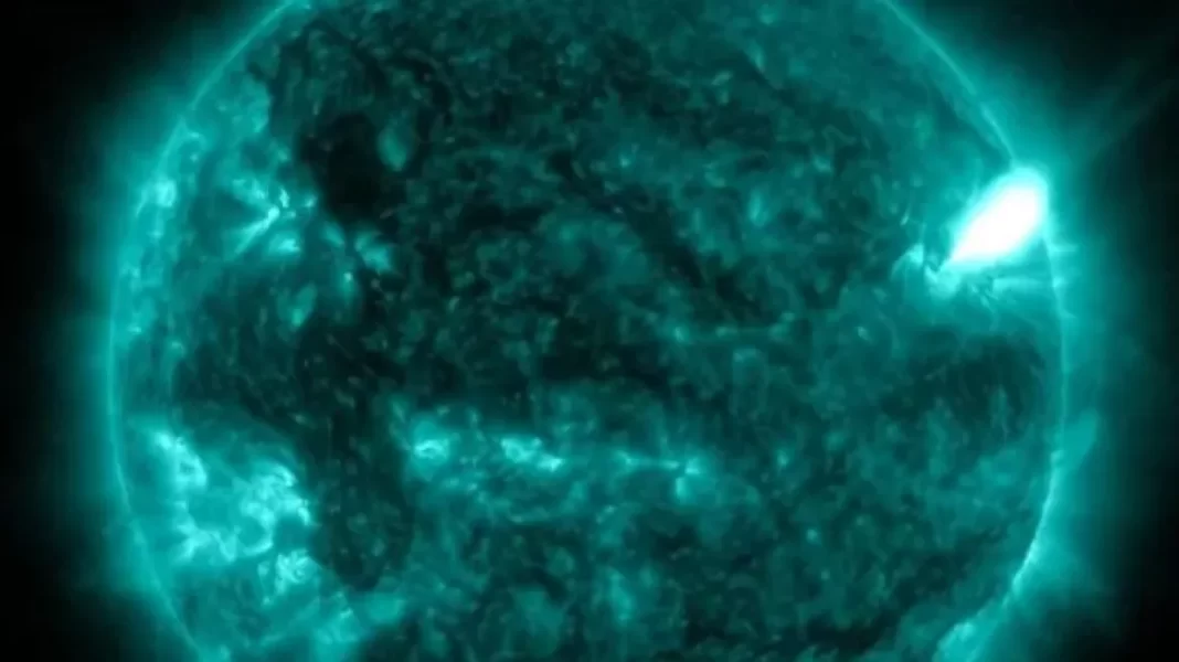 NASA: Φωτογραφία τεράστιας έκρηξης στον Ήλιο