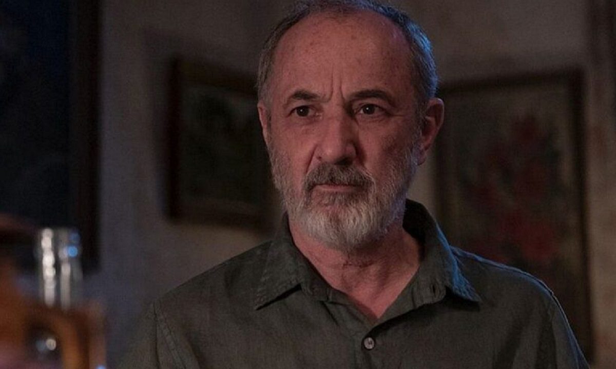 Σασμός:  Ο Δημήτρης ζητά από τον Παύλο να κάνουν μια προσπάθεια συμφιλίωσης με τον Ευθύμη