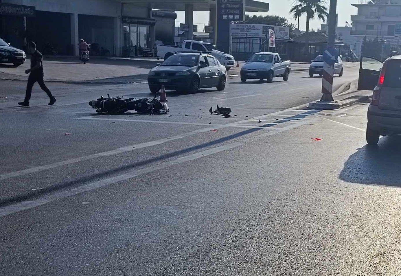 Κρήτη: Πρωινό τροχαίο με έναν τραυματία (εικόνες)