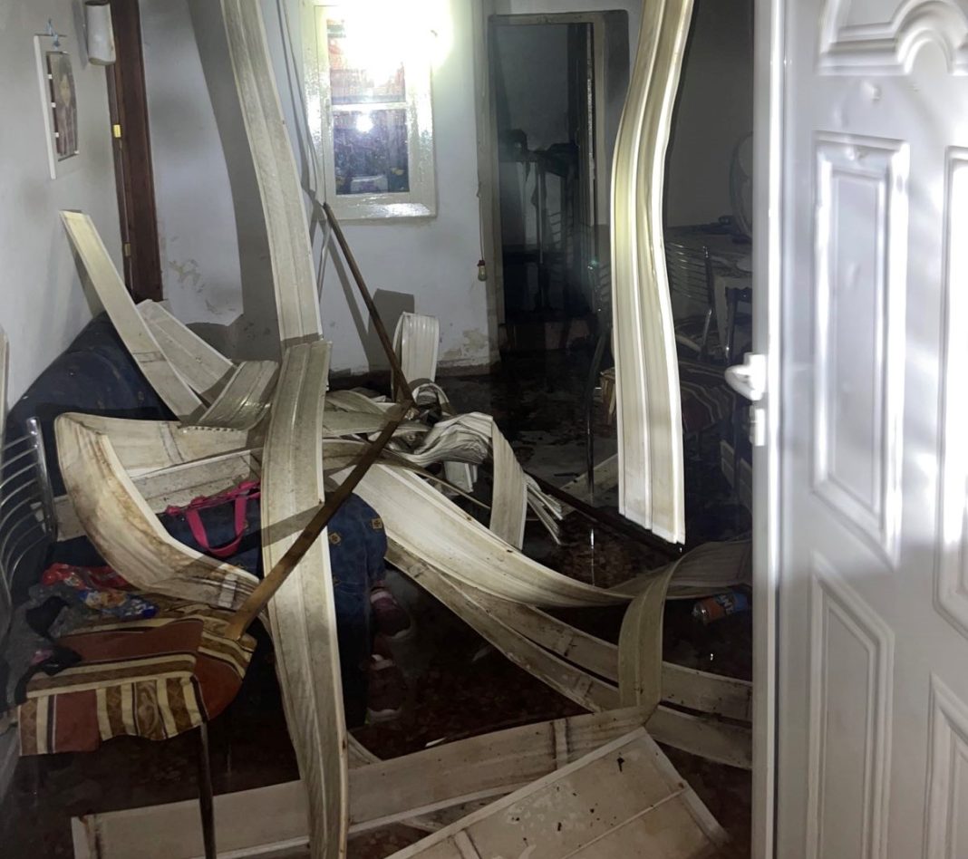 Ηράκλειο: Φωτιά σε σπίτι από έκρηξη φιάλης υγραερίου - Με εγκαύματα η μάνα και η 11χρονη κόρη της (εικόνες)