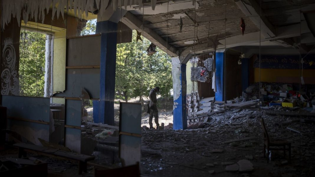 Ουκρανία: Δύο νεκροί από ρωσικό βομβαρδισμό κοντά στο Κουπιάνσκ