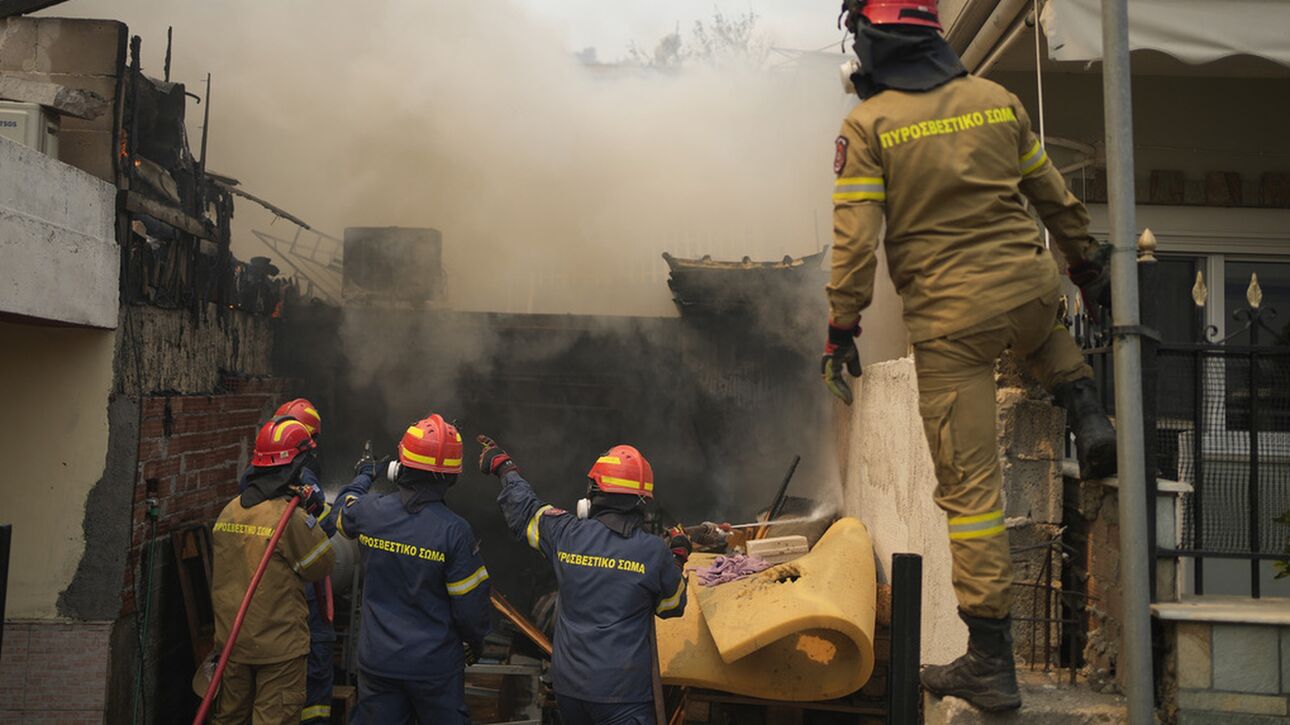 Αυστηρό μήνυμα στους εμπρηστές: «Δεν θα γλιτώσετε» – Μία σύλληψη και τρεις προσαγωγές υπόπτων