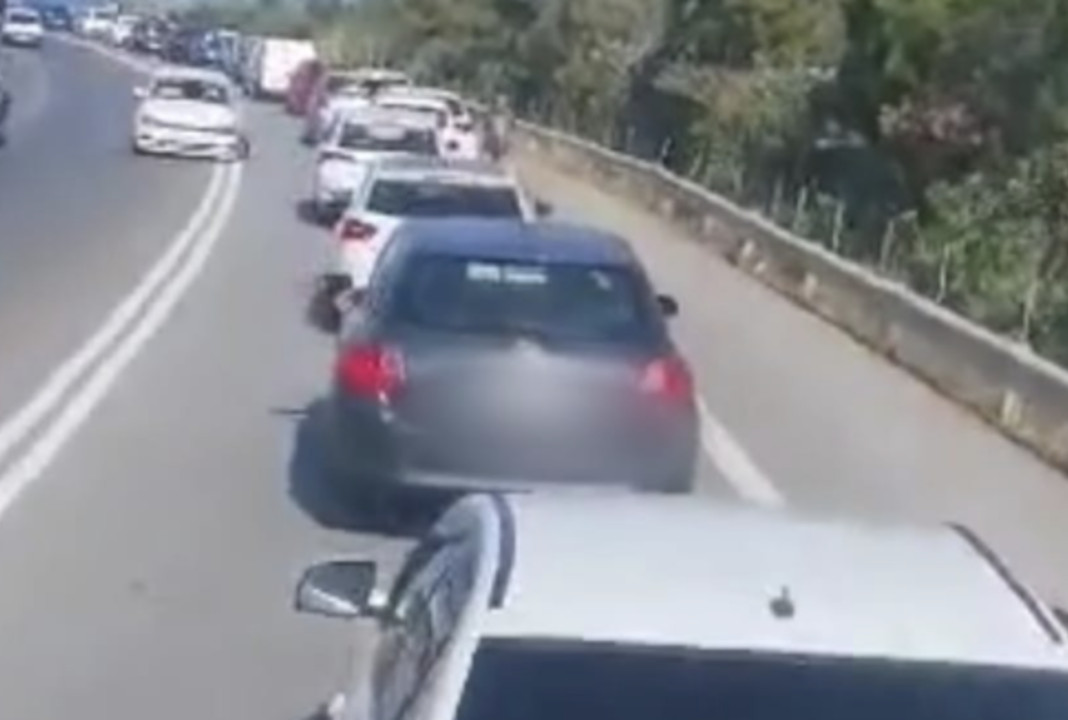 Τροχαίο στον ΒΟΑΚ: Συγκρούστηκαν δύο αυτοκίνητα