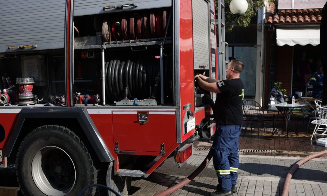 Φωτιά σε αστικό λεωφορείο – Απομακρύνθηκαν οι επιβάτες