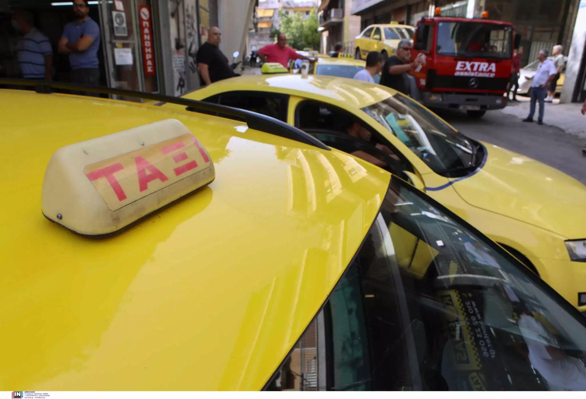Πυροβόλησαν ταξιτζή τα ξημερώματα – Στο νοσοκομείο με τραύματα στα πόδια