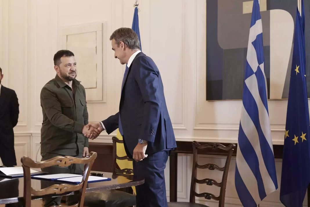 Ζελένσκι: Ευχαριστεί την Ελλάδα για την εκπαίδευση Ουκρανών πιλότων σε F-16 και τη μεταφορά σιτηρών