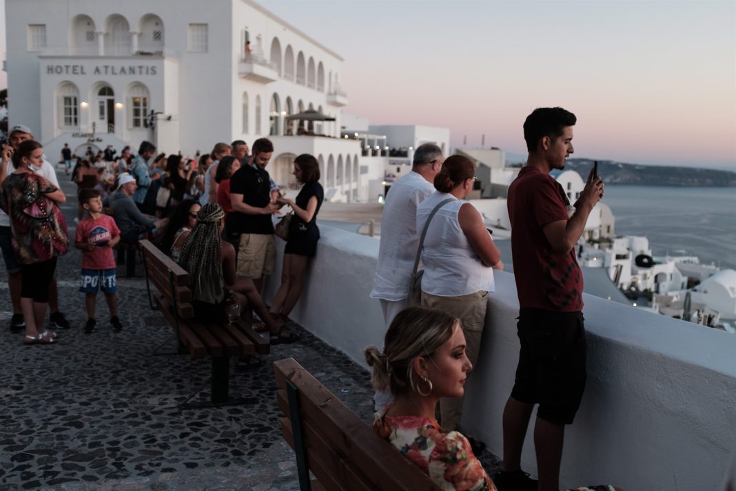 Πηγή πληθωριστικών πιέσεων στην Ευρώπη ο τουρισμός