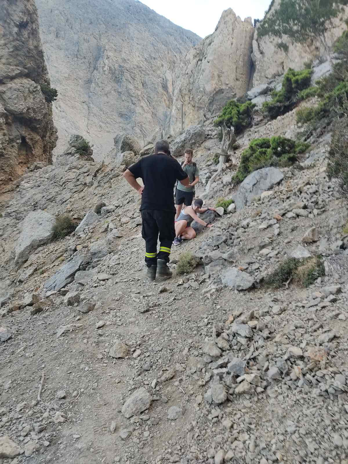 Κρήτη: Πήγαν στο φαράγγι για περίπατο αλλά παγιδεύτηκαν
