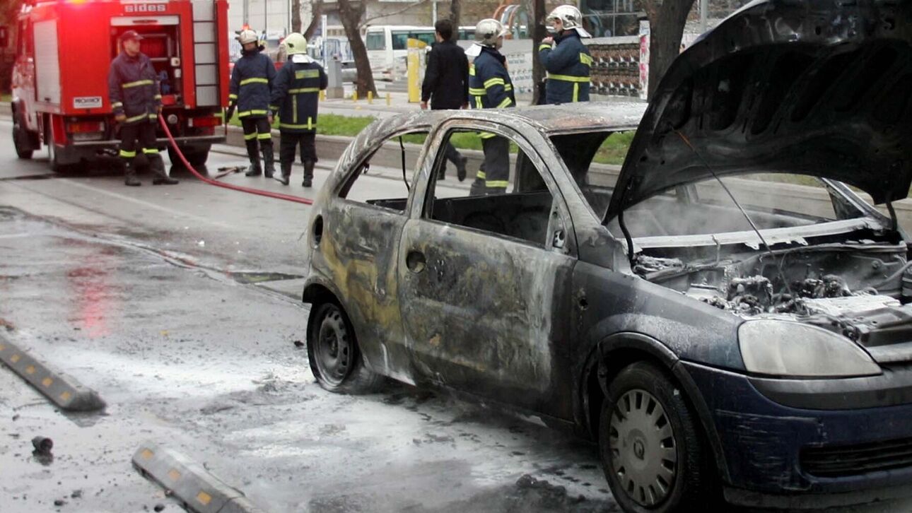 Τραγικό τροχαίο στη Φωκίδα: Απανθρακώθηκε στο αυτοκίνητο της μετά από σύγκρουση με λεωφορείο