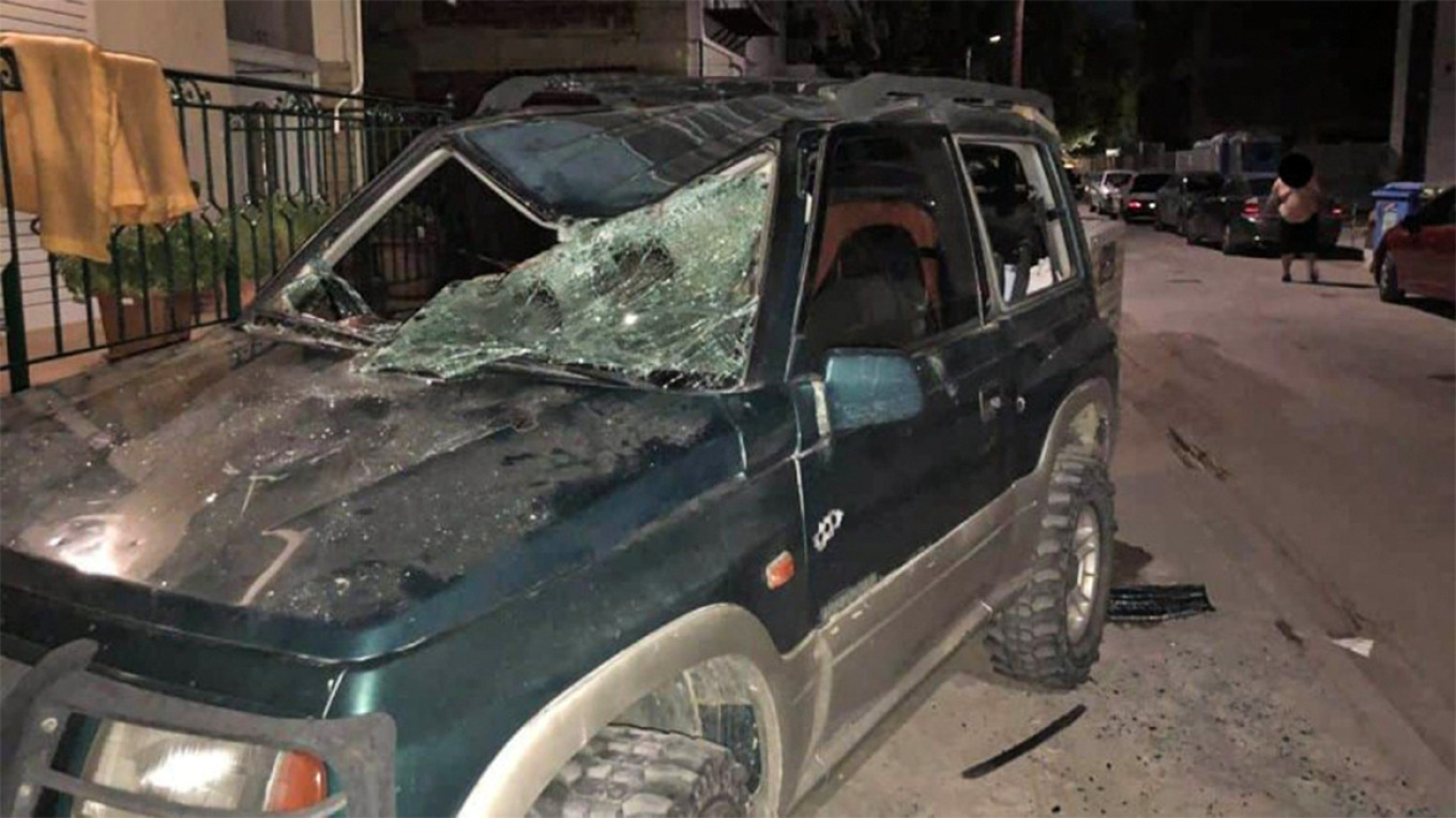 63χρονος έπεσε από το μπαλκόνι του - Είχε βγει να διαμαρτυρηθεί για φασαρία στον κάτω όροφο