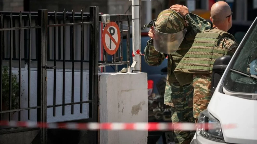 Σοβαρές ζημιές σε σπίτια και 10 οχήματα από ισχυρή έκρηξη