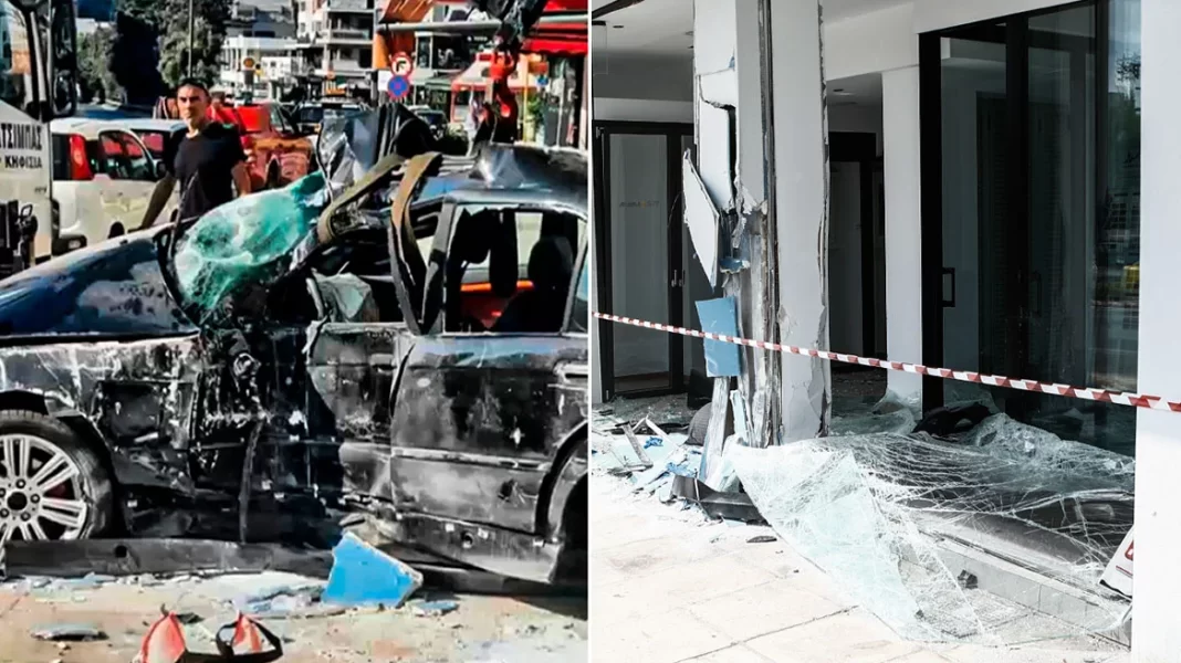 Σοβαρό τροχαίο με αυτοκίνητο να εισβάλει σε κατάστημα σπάζοντας την τζαμαρία