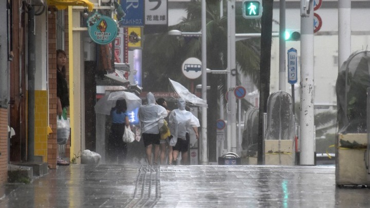 Ο τυφώνας Χανούν στοίχισε τη ζωή σε δύο ανθρώπους στην Ιαπωνία - Τουλάχιστον 62 οι τραυματίες