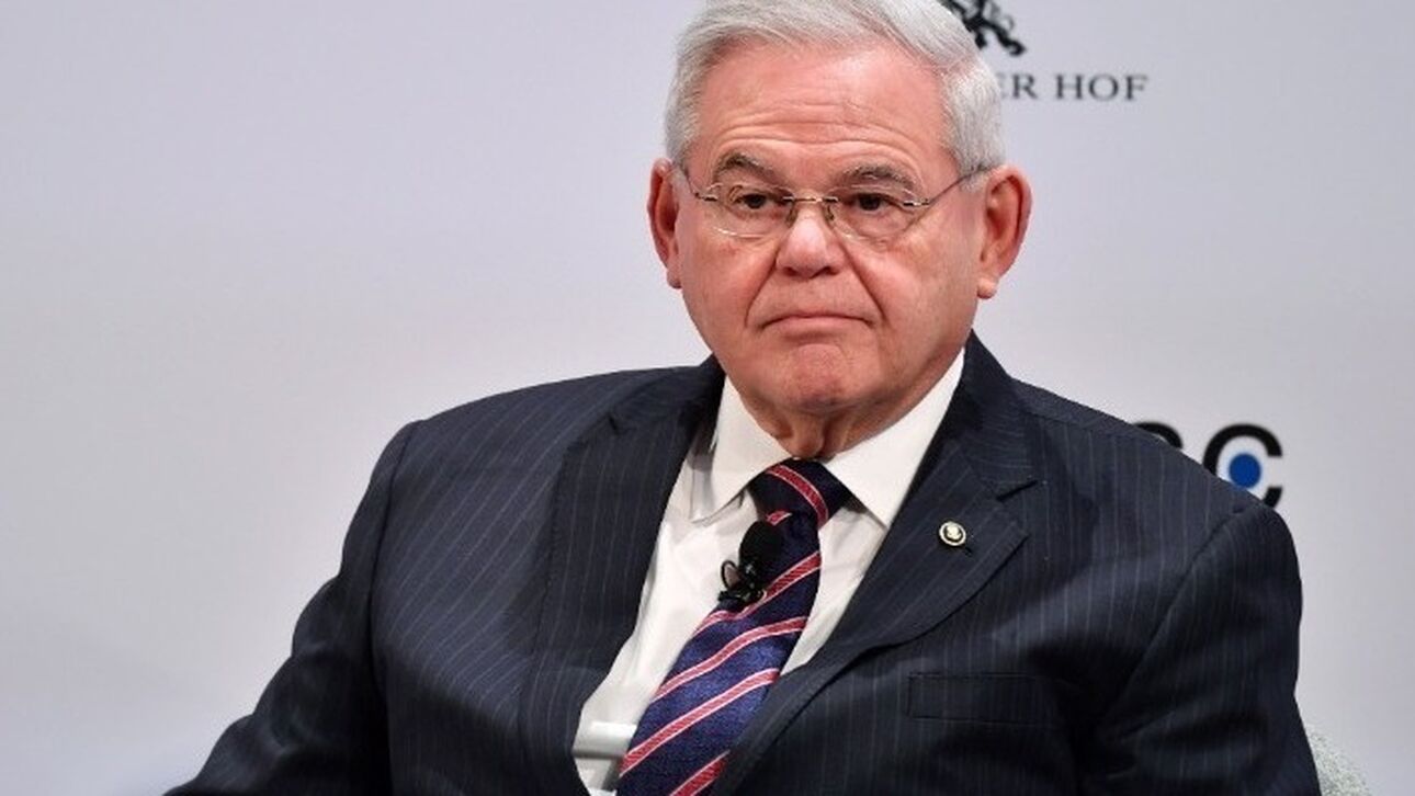 Στην Κύπρο ο αμερικανός Γερουσιαστής Μενέντεζ: Συνάντηση με Χριστοδουλίδη