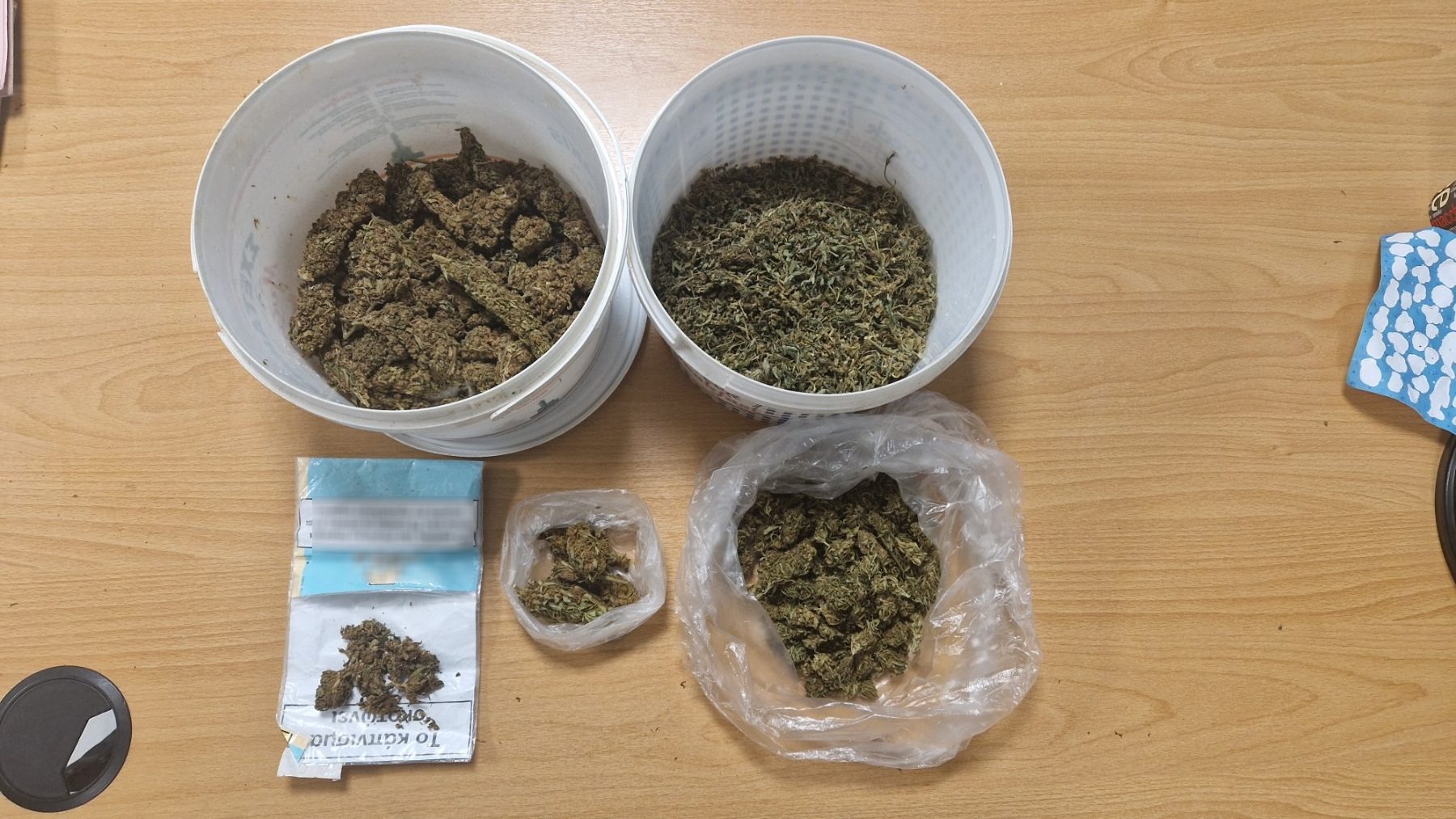 Κρήτη: Έκρυβε κάνναβη στο σπίτι του – Του πέρασαν χειροπέδες