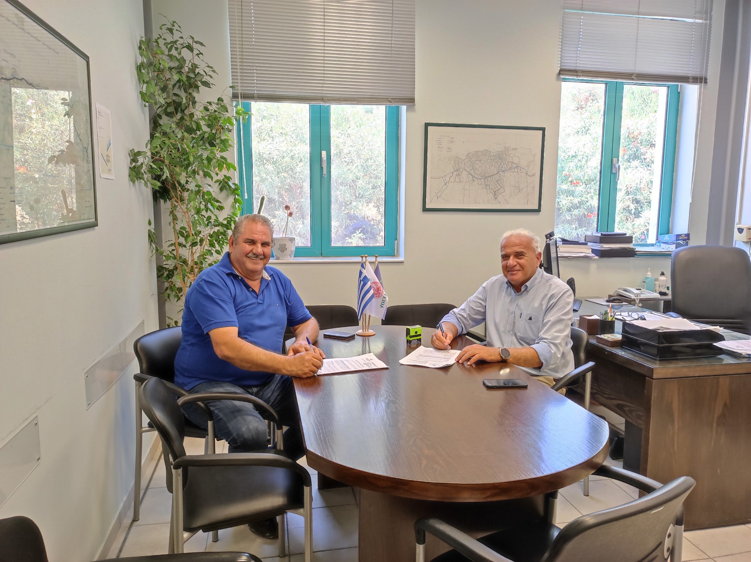 Ηράκλειο: Υπογραφή σύμβασης για την ολοκλήρωση των δικτύων ύδρευσης στην Ηλιούπολη