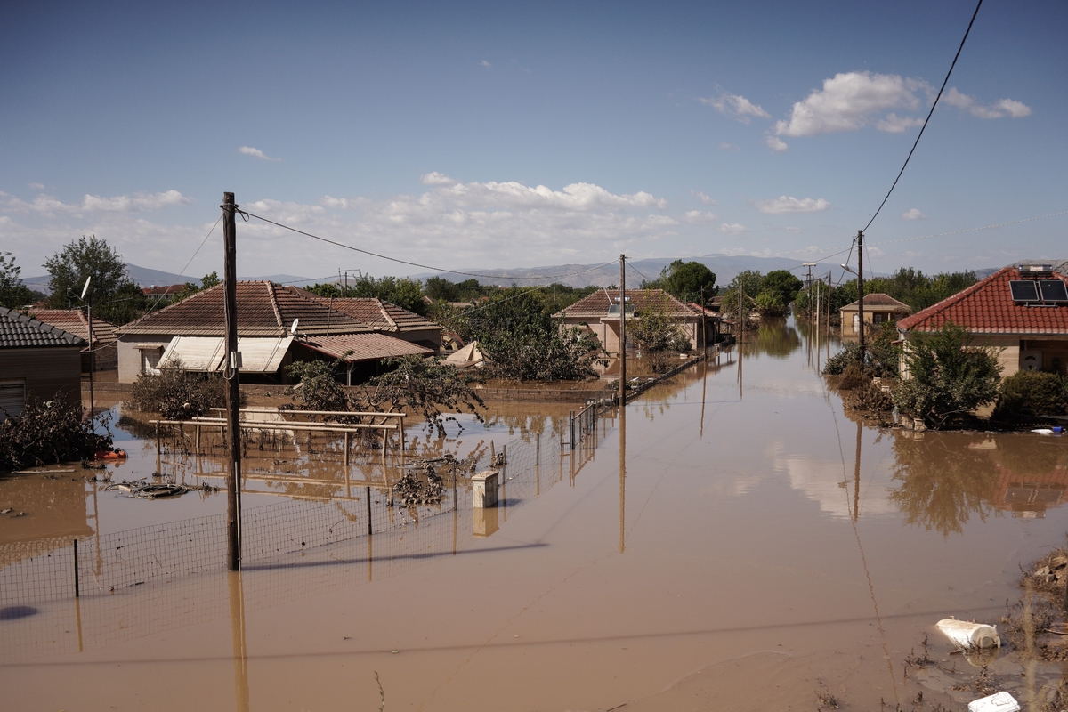 Διευρύνονται οι φορείς που συγκεντρώνουν είδη πρώτης ανάγκης για τους πλημμυροπαθείς