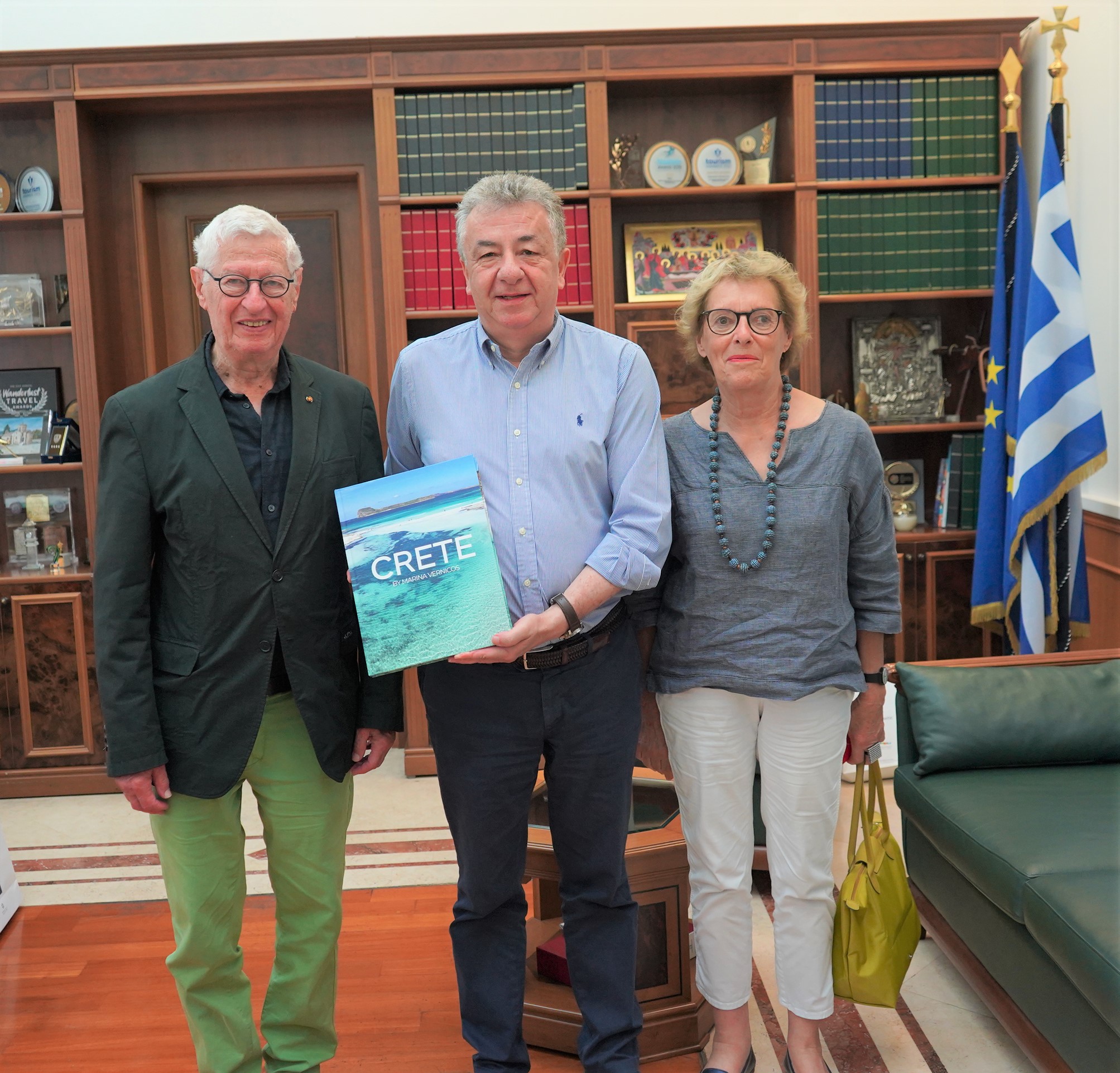 Επίσκεψη του Λουξεμβούργιου φιλέλληνα-ελληνιστή Ε. Βόλτερ στον Περιφερειάρχη Κρήτης