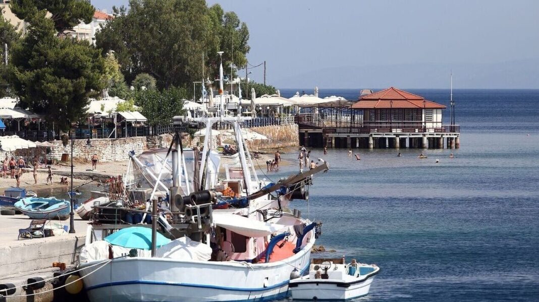 North Evia Pass: Πότε θα λάβετε το voucher – Πώς θα κλείσετε τις διακοπές σας