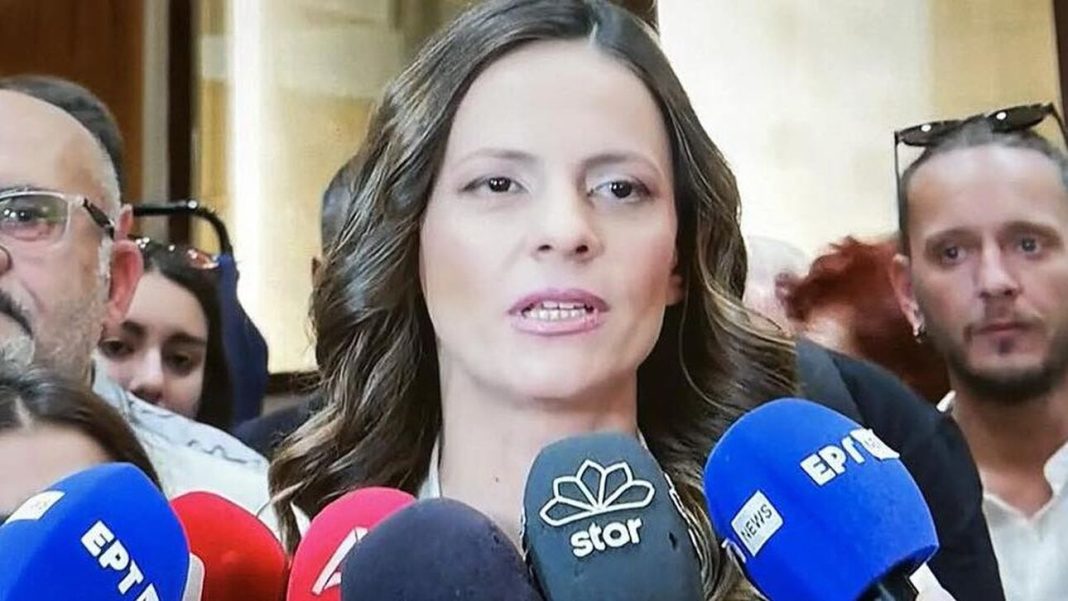 Εκλογές ΣΥΡΙΖΑ: Ψήφισε η Αχτσιόγλου – Είμαστε εδώ για να ασκήσουμε ισχυρή αντιπολίτευση