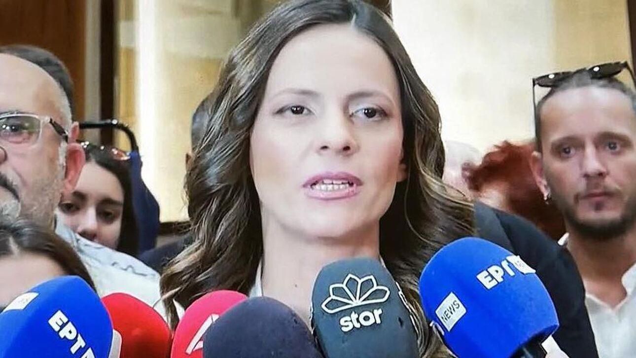 Εκλογές ΣΥΡΙΖΑ: Ψήφισε η Αχτσιόγλου – Είμαστε εδώ για να ασκήσουμε ισχυρή αντιπολίτευση