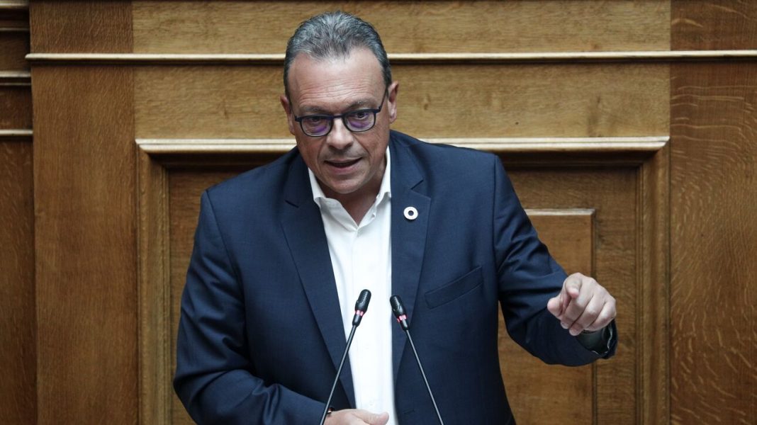 Συζήτηση σε επίπεδο αρχηγών στη Βουλή για τις πλημμύρες ζητάει ο ΣΥΡΙΖΑ