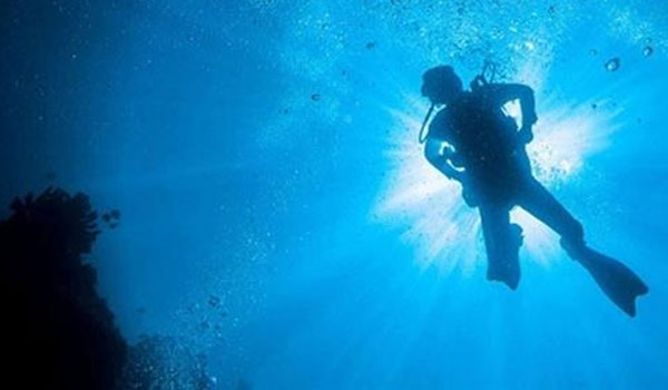 Έρευνες για τον εντοπισμό Ρουμάνου τουρίστα – Πήγε για ψαροντούφεκο και χάθηκε
