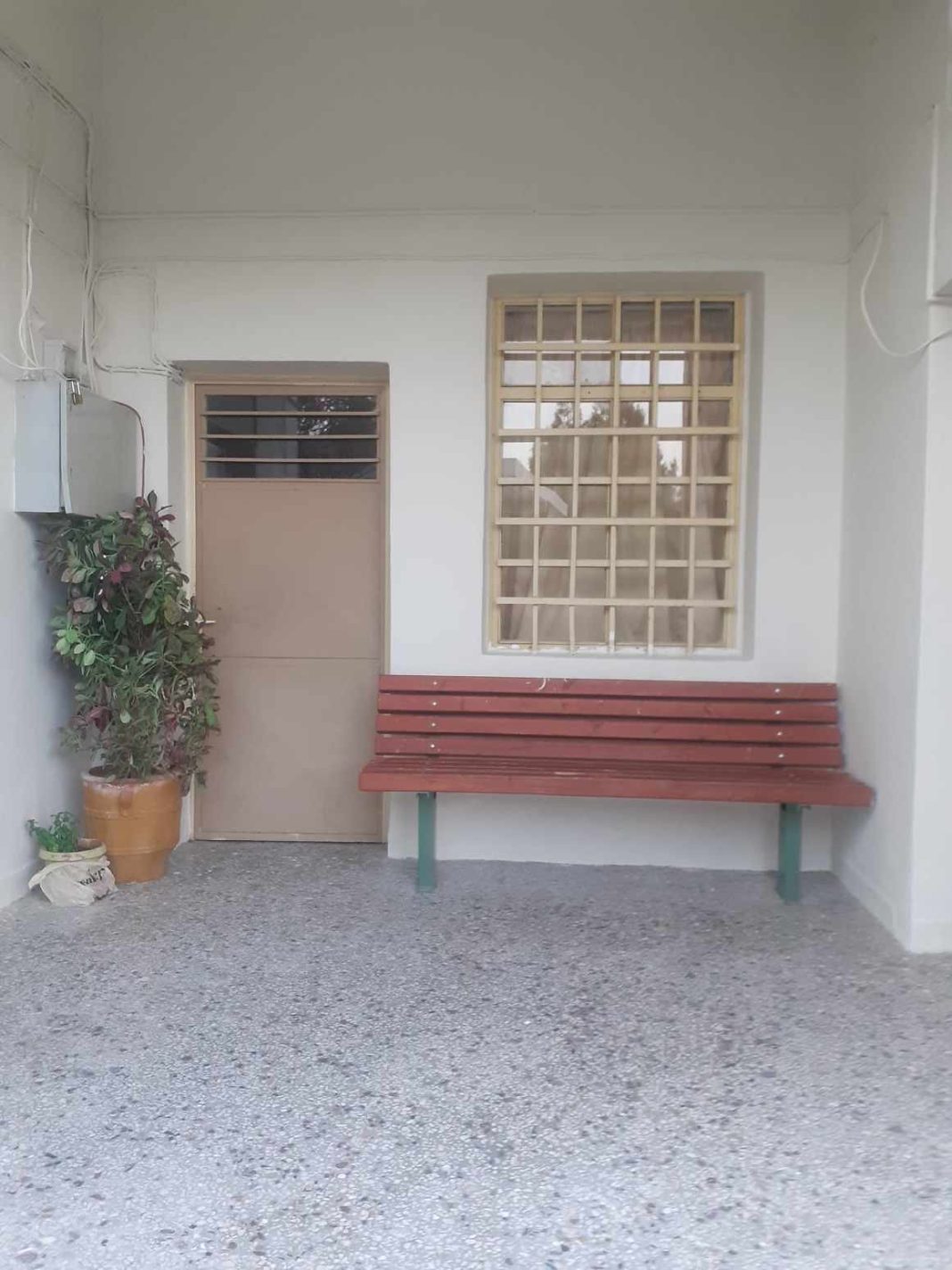 Με πρωτοβουλία Καραμαλάκη άλλαξε όψη το δημοτικό στον Άγιο Σύλλα