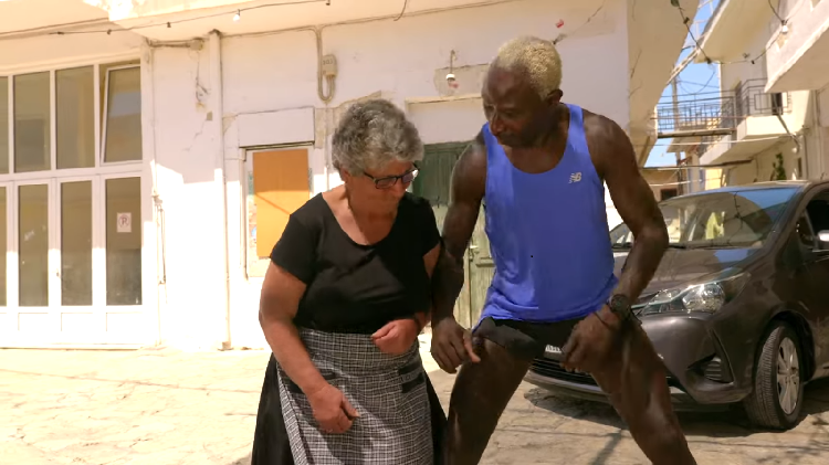 Επικός Ογκουνσότο στο σποτ του Ημιμαραθωνίου Κρήτης (Video)