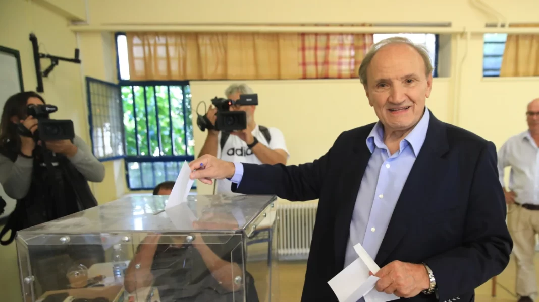 Εκλογές ΣΥΡΙΖΑ: Ψήφισε ο Στέφανος Τζουμάκας – «Έχουμε τις δυνατότητες, μας αξίζει, το μπορούμε»
