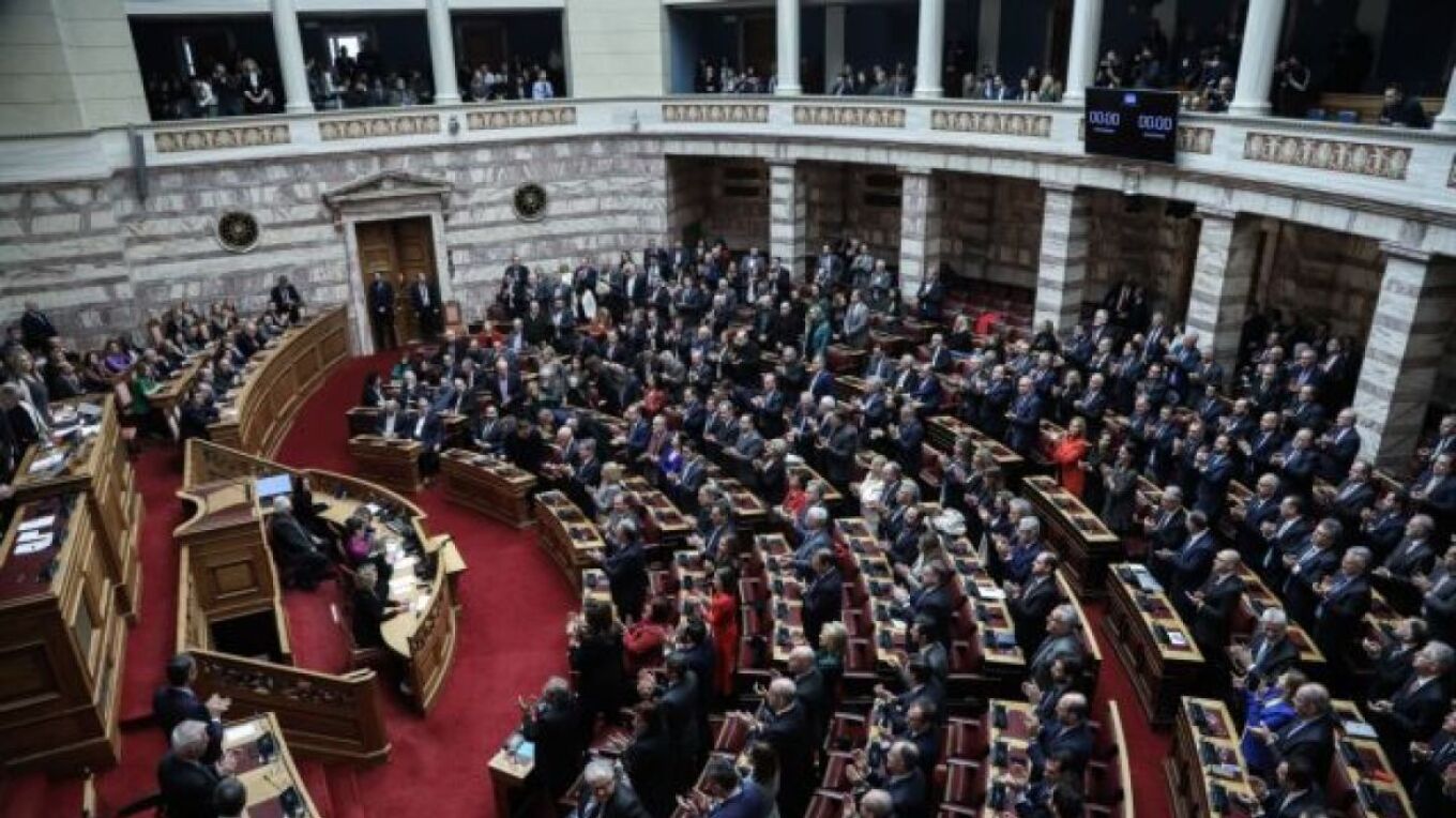 Ενημέρωση για το τροχαίο δυστύχημα στη Λιβύη ζητά το ΠΑΣΟΚ με τη σύγκληση ειδικής επιτροπής