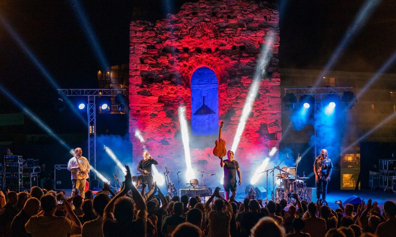 Ο διάσημος κιθαρίστας Al Di Meola έπαθε έμφραγμα πάνω στη σκηνή