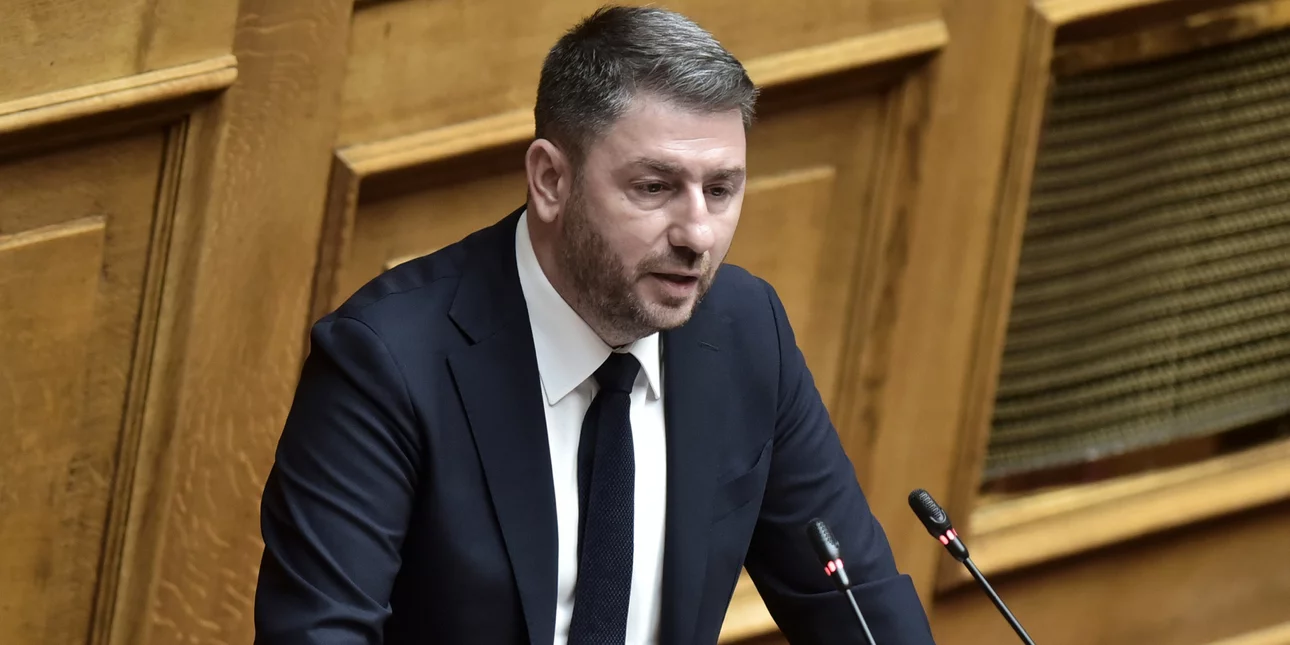 Το ΠΑΣΟΚ καταψηφίζει το εργασιακό νομοσχέδιo – Ανδρουλάκης: Εμπαιγμός Μητσοτάκη το ξεπάγωμα των τριετιών